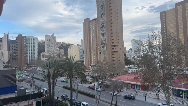 Piso en la avenida Mediterráneo con piscina y parking Levante! www.euroloix.com — 17