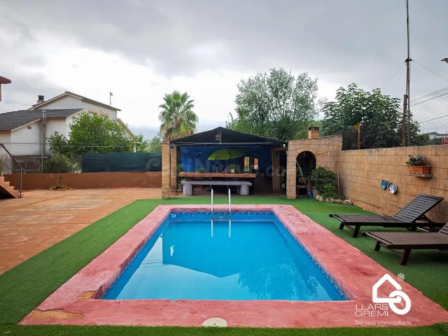 VENTA CASA EN PIERA ZONA CAN CLARAMUNT JARDÍN, PISCINA Y GAR - foto 3