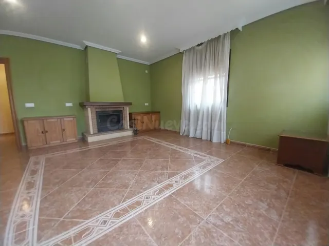 Se vende chalet en una sola planta cuatro habitaciones en Algeciras — 4