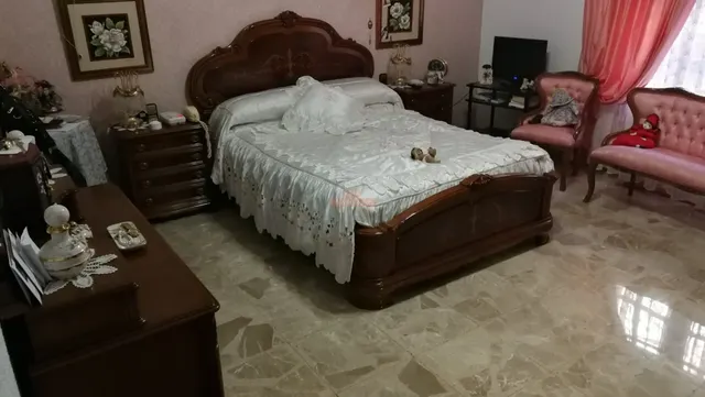 SORPRENDENTE...SE VENDE CASA DE LUJO INDEPENDIENTE, CON LOCAL, A 3 MINUTOS DEL CENTRO DE ALBACETE — 14