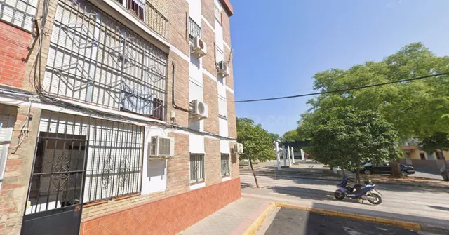 Venta piso en Dos Hermanas — 2