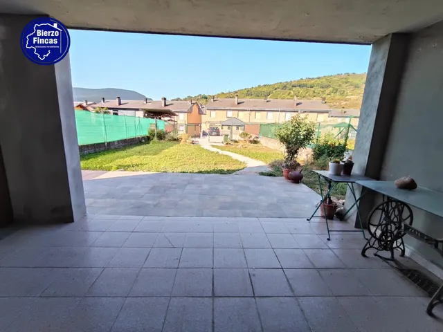 SE VENDE CASA EN TORAL DE LOS VADOS - foto 5