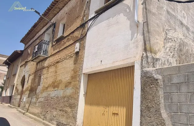 Casa solar de 1588 llena de historia en Loscorrales - foto 3
