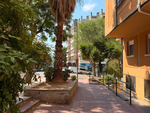 Piso Estratégico en el Corazón Universitario de Tarragona 2 Hab 1 baño 130.000€ — 12