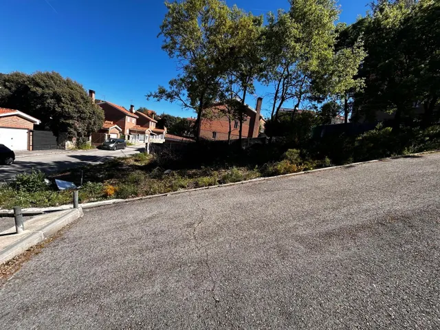 PARCELA BOSQUE DEL HENARES — 2