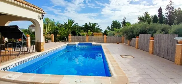 SE VENDE CHALTE DE 5 DORMI, 3 BAÑOS, PISCINA , PARCELA 2300 MST, 250 MST2, CASA, BARABACOA, AMUEBLADO EN VALLE DEL SOL MURCIA — 15