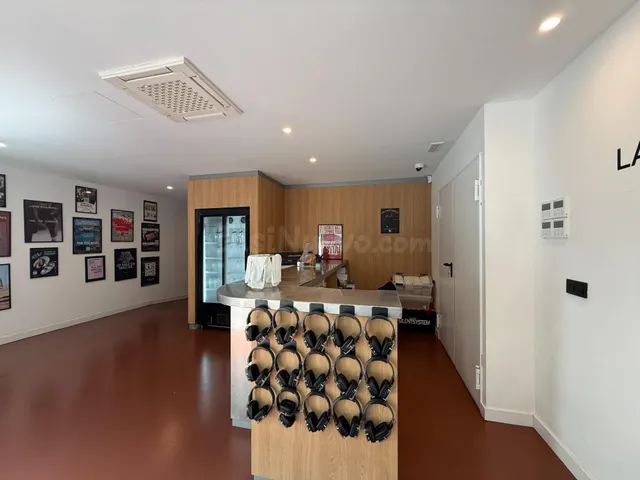 Local comercial - Barcelona (Sarrià-Sant Gervasi) - foto 2