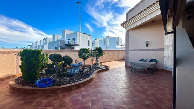 Casa 4 habitaciones 260m² en venta - La siesta — 4