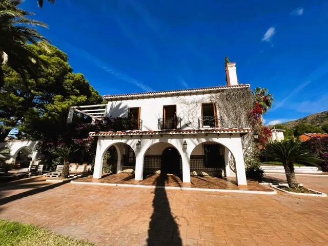 FINCA ECUESTRE DE ESTILO MEDITERRÁNEO. — 7