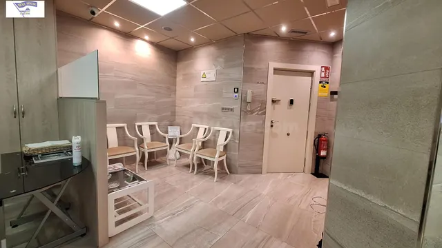 AMPLIA OFICINA EN EL CENTRO DE ALBACETE - foto 3