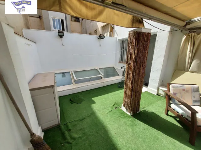 LOTE DE INMUEBLES COMPUESTO POR TRÍPLEX, BAJO TIPO LOFT Y GARAJE — 7