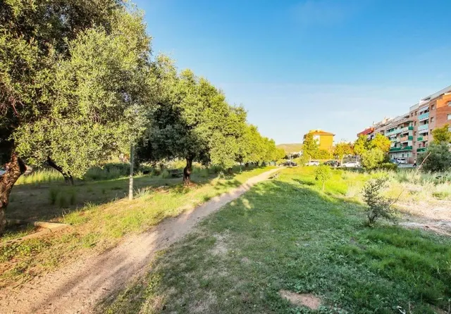 Terreno urbano para construir en venta en c. josep irla, 46, Vendrell, El, Tarragona — 6