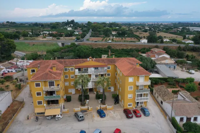 APARTAMENTO ZONA HOSPITAL MARINA SALUD — 35