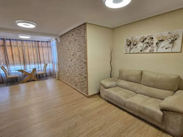 Bonito PISO en Juan XXIII ( Calle Alfaz del pi) Alicante — 9