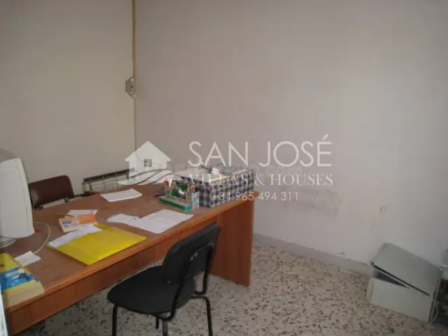 VENTA DE NAVE INDUSTRIAL EN ASPE ZONA CAMPO DE FUTBOL - foto 2