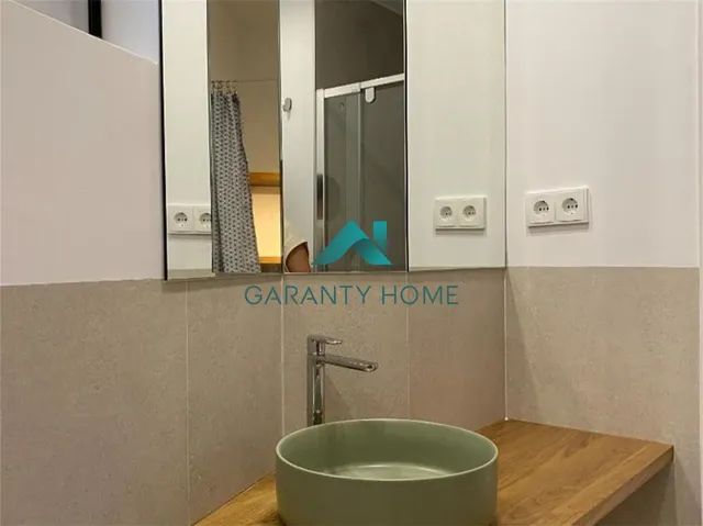 Piso REFORMADO. A ESTRENAR — 16