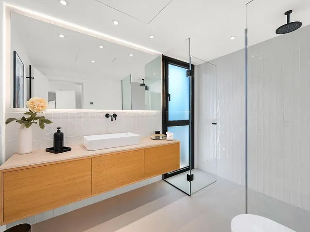 Villa de ensueño con piscina de Bali, jardín y concepto de vida inundado de luz en Santa Ponsa — 7