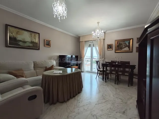 SE VENDE PISO EN BULEVAR HERNÁN RUIZ