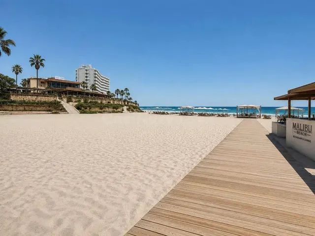 Precioso apartamento de 2 dormitorios totalmente reformado — A solo 150m de la playa de La Zenia — 10