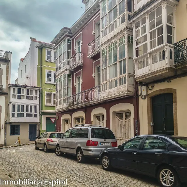 Edificio en el Centro de Ferrol: Oportunidad para Inversores - foto 2