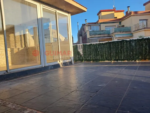 PISO ÁTICO DUPLEX EN VENTA CON TERRAZA EN CASTELLDEFELS AVDA - foto 2