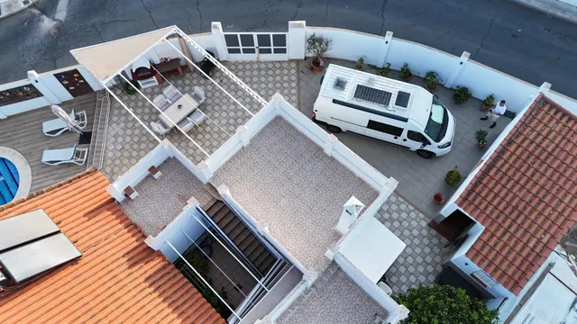 Chalet independiente de esquina con piscina y terraza con vistas al mar en El Rompido Cartaya, Huelva. — 37