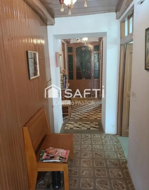 Casa de gran potencial,con patio y jardín. - foto 3