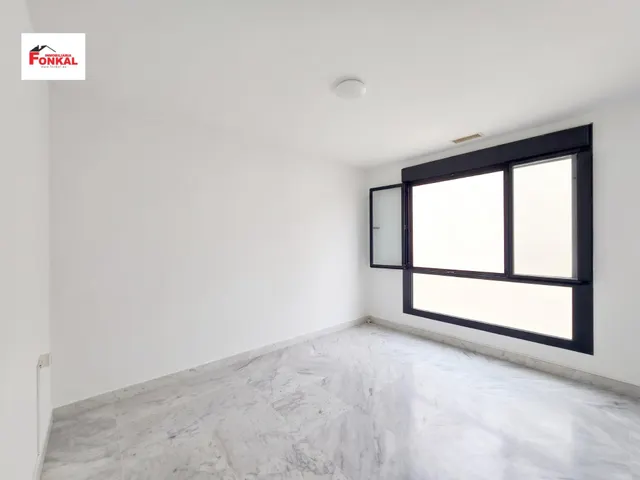 Moderno piso en el centro de jerez — 41