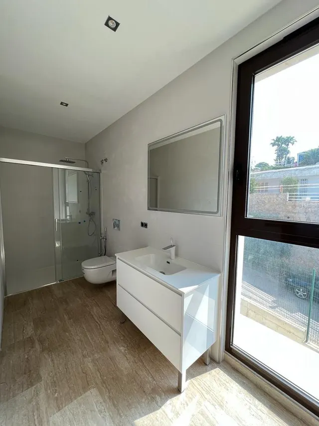Se vende el chalet de lujo en Rincón de Loix en Benidorm. — 30