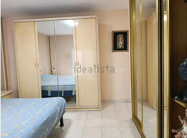 Amplio piso en el Corazón de Alicante, Perfecta para Vivir y Disfrutar — 3