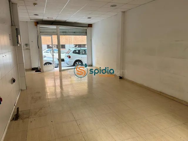 Local comercial en Aguilas