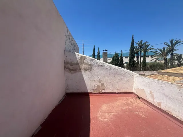 Exclusiva finca con encanto atemporal – una propiedad única cerca de Elche — 34