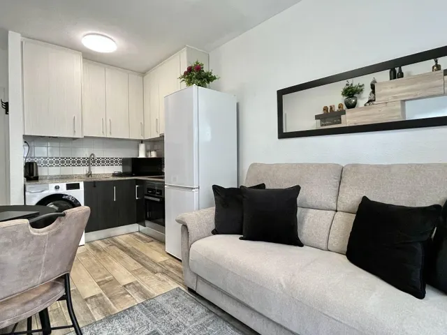 Apartamento 1 habitación 48m² en venta - Estacion de autobuses — 8