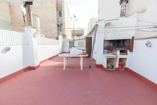 Casa junto a Paseo — 30