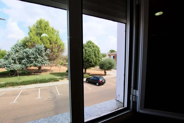 Fantástica casa en Montijo, con amplias estancias, totalmente equipada para entrar a vivir. — 42
