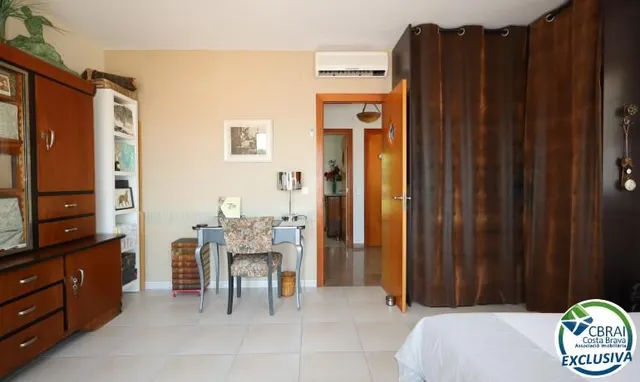 A solo 300 metros del mar: hogar con encanto en La Farella — 14