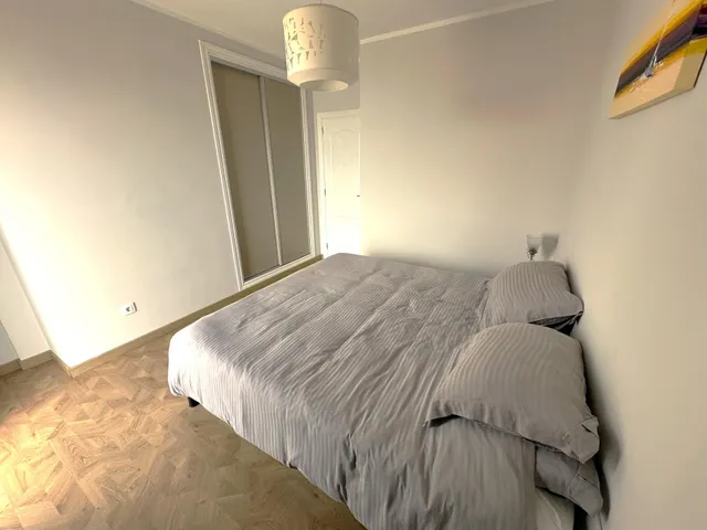 Chalet con piscina — 25