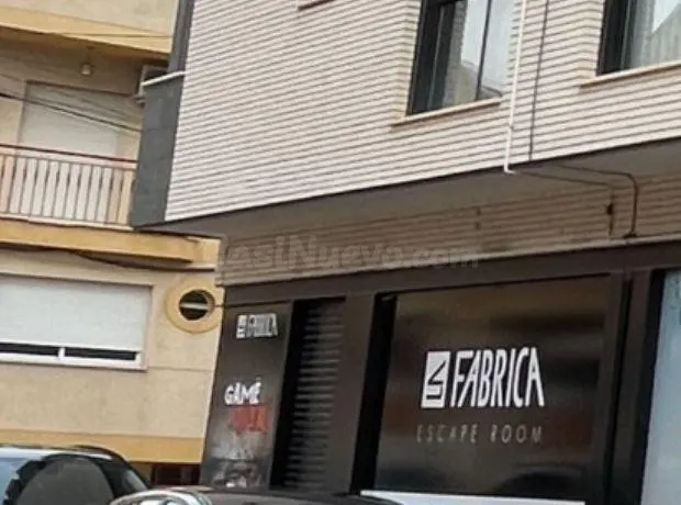 SE VENDE local comercial OKUPA en C Independencia NS de Alca - foto 2