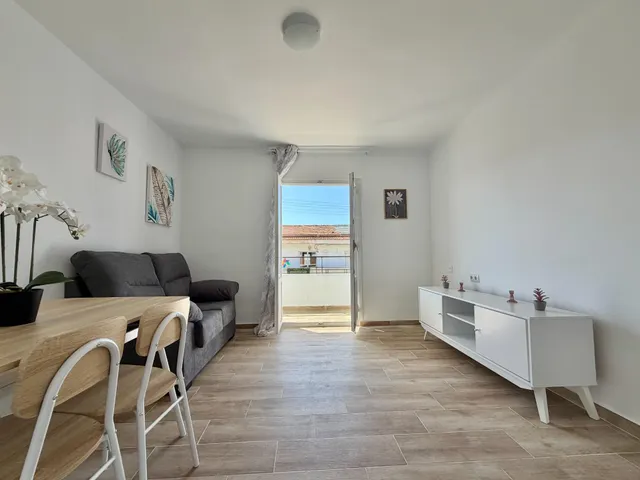 Piso reformado para alquilar junto al Parque Lo Morant — 10