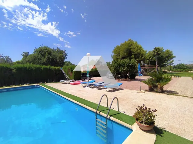 Chalet en venta — 6