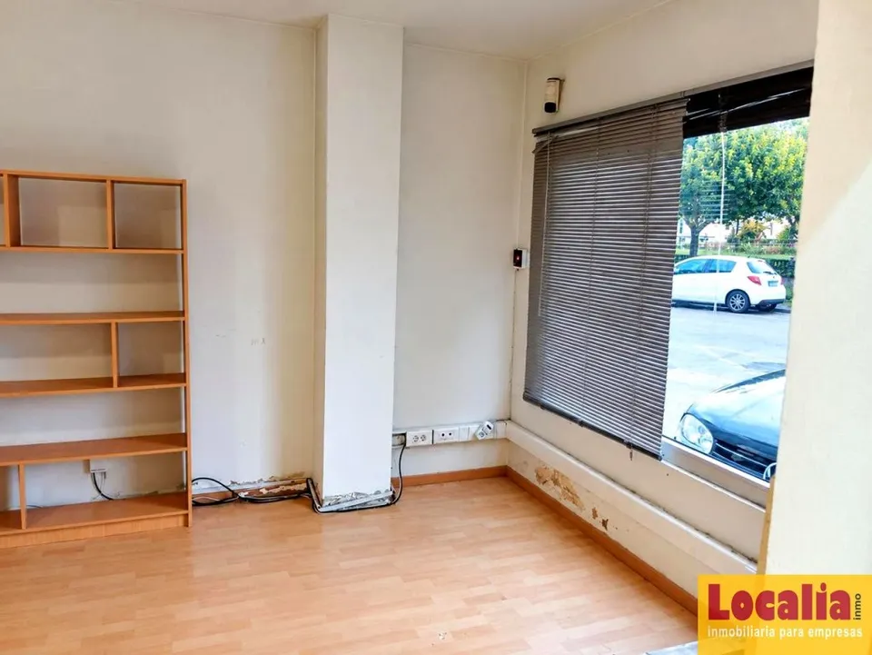 Nave altamente comercial en Torrelavega