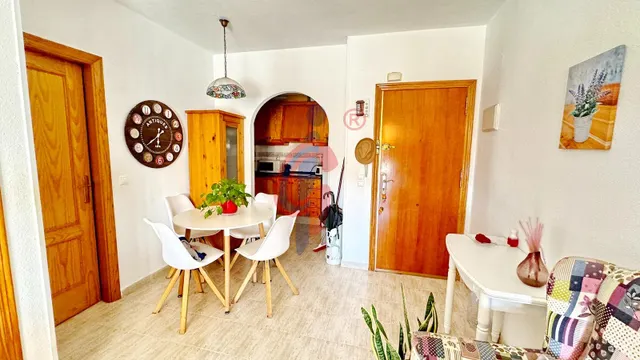 Vivienda con vistas al mar, orientación sur y piscina comunitaria en Guardamar del Segura — 7