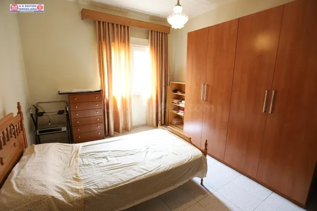 CASA PARA ENTRAR A VIVIR CON 318 m2 DE PARCELA Y PATIO DE 17 - foto 4
