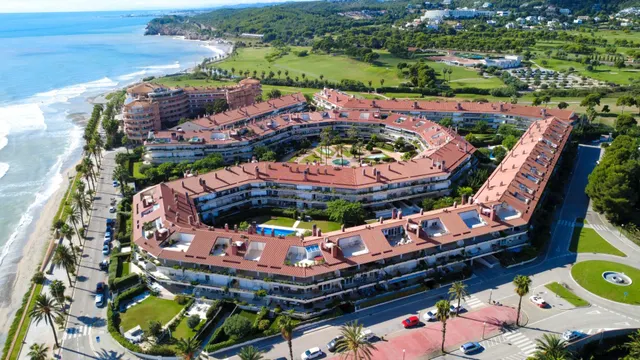 Exclusivo ático dúplex en parc de mar, frente al mediterráneo — 40