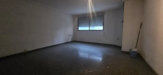 Piso centrico en venta Lliria — 13