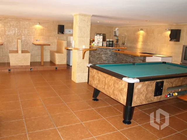 Chalet de lujo y dos adosados individuales. Oferta Única! — 13