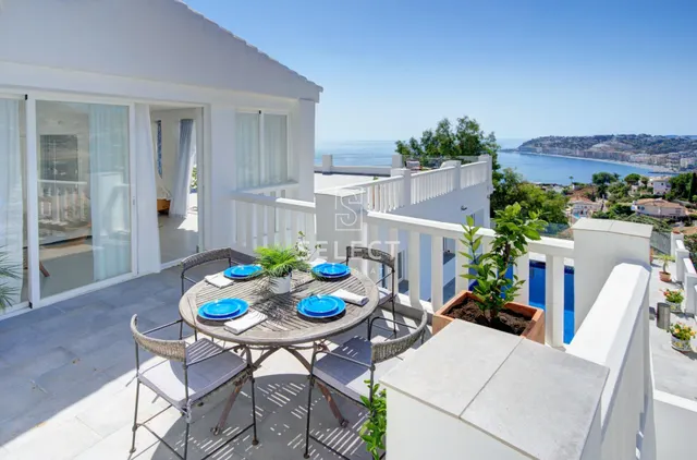 VILLA REFORMADA CON PISCINA Y VISTAS AL MAR , ALMUÑECAR — 24