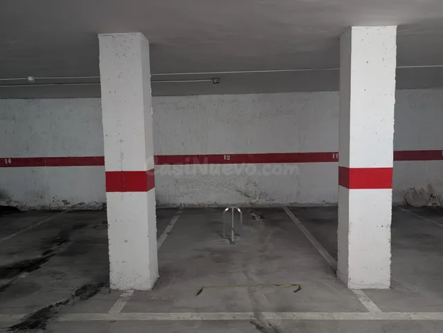 Amplio Parking en Venta en Alzira - foto 3