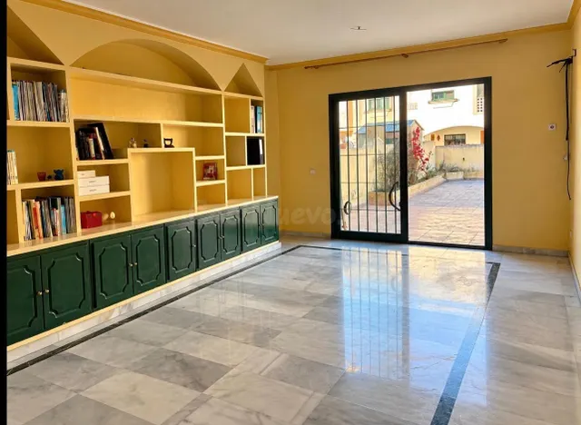 OPORTUNIDAD EN BEL-AIR · BAJO DE 3 DORMITORIOS, 2 BAÑOS, GRA - foto 2