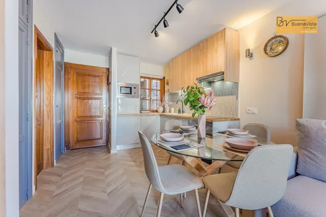 Apartamento 1 habitación 90m² en venta - Torviscas Centro y  - foto 2